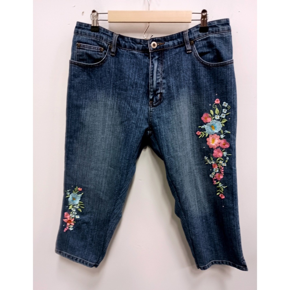 Vintage Y2K Westport Denim Capri Jeans Womens 14W Blue Floral Embroidered BOHO